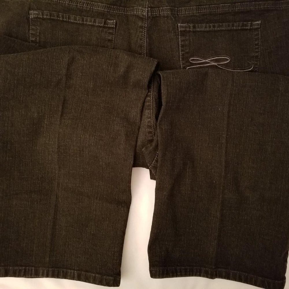 Jeans - Picture 5 of 5